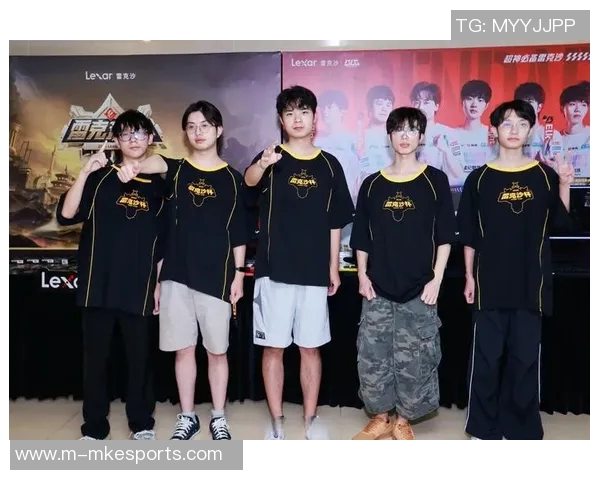 电竞实时数据深度解析IG战队比赛经验与表现对比分析